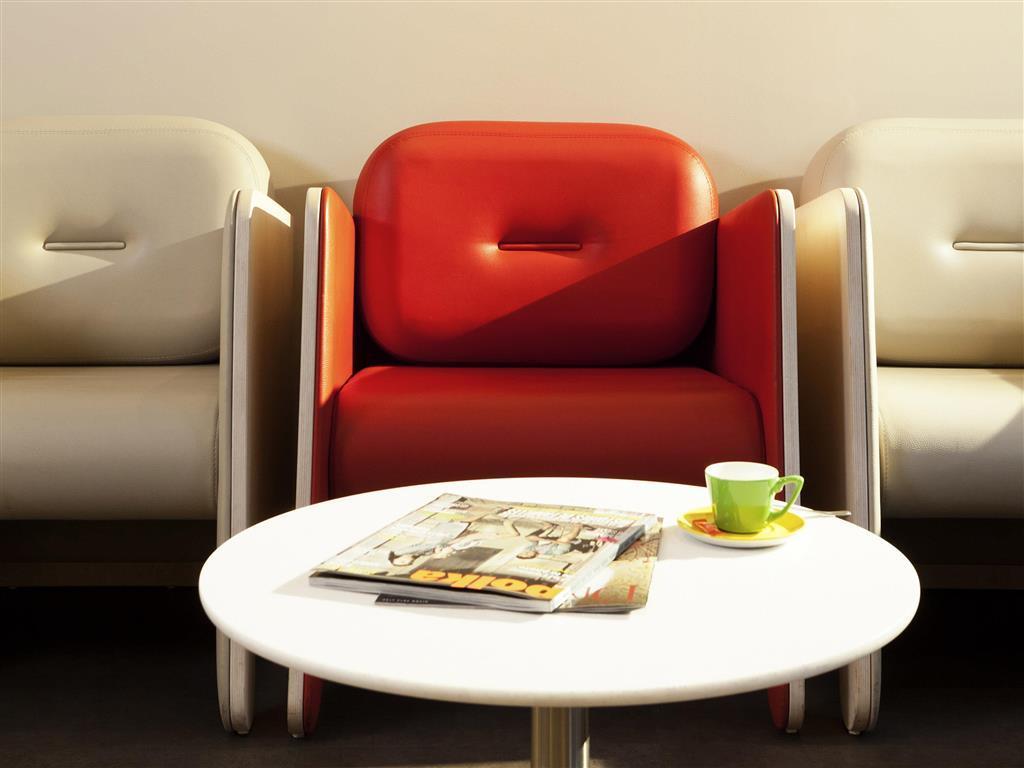 Ibis Styles Nantes Centre Place Graslin Exterior foto